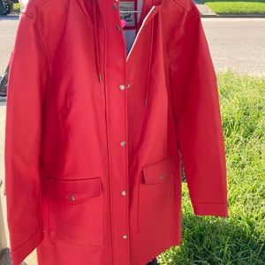 Levi’s red hooded rain parka XL